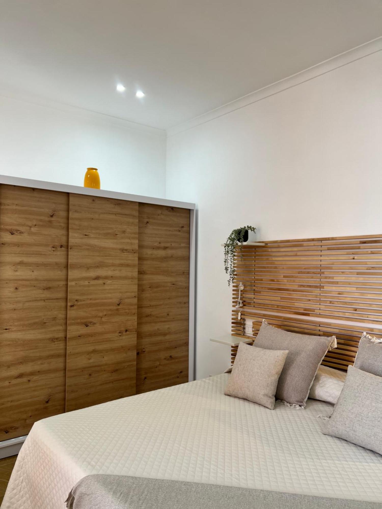 Gennarino Apartments - Panorama Suite With Balcony And Urban Loft เนเปิลส์ ภายนอก รูปภาพ