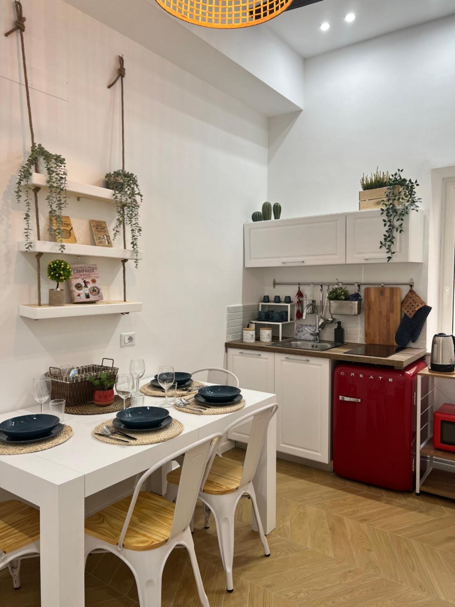 Gennarino Apartments - Panorama Suite With Balcony And Urban Loft เนเปิลส์ ภายนอก รูปภาพ