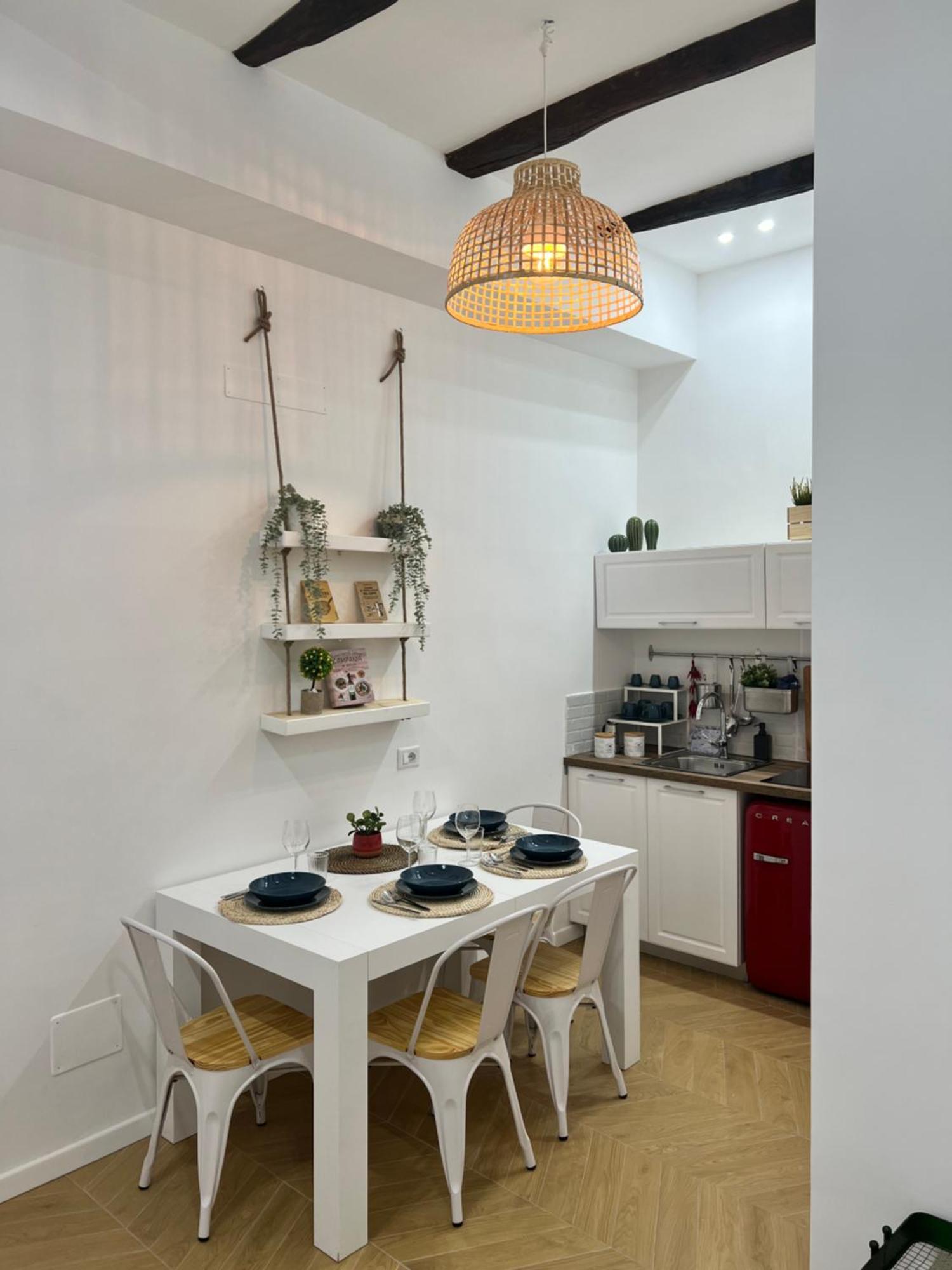 Gennarino Apartments - Panorama Suite With Balcony And Urban Loft เนเปิลส์ ภายนอก รูปภาพ